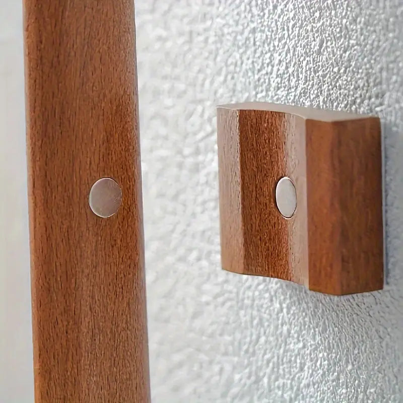 Ergonomic wooden shoe horn for entryway or closet