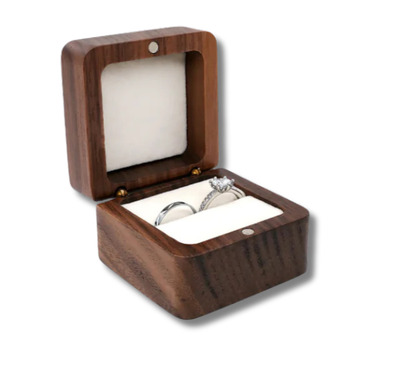 Wooden jewelry box with solid wood design for rings